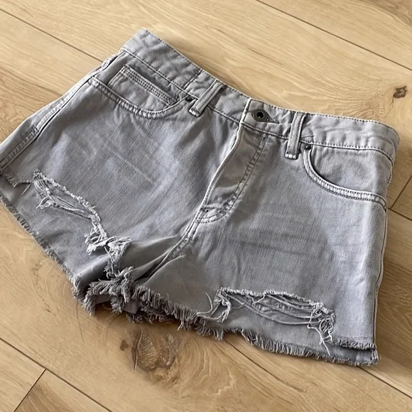 Free People Gray Cut Off Shorts Size 28 - Picture 2 of 9